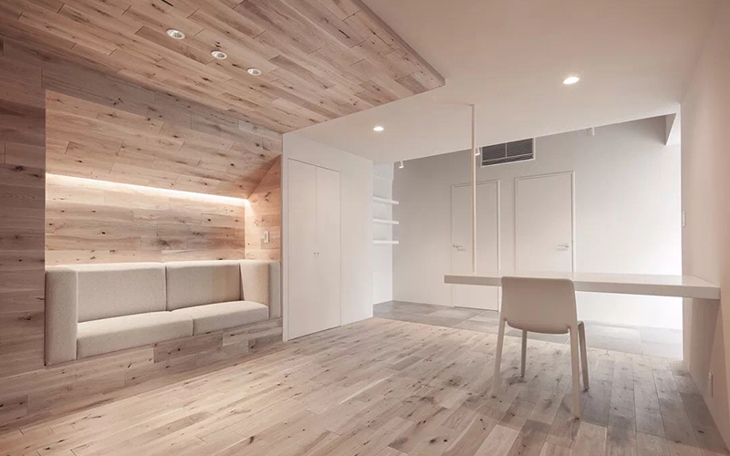 家裝中油工施工及驗(yàn)收時(shí)的注意事項(xiàng) 家裝中油工施工及驗(yàn)收時(shí)的注意事項(xiàng)